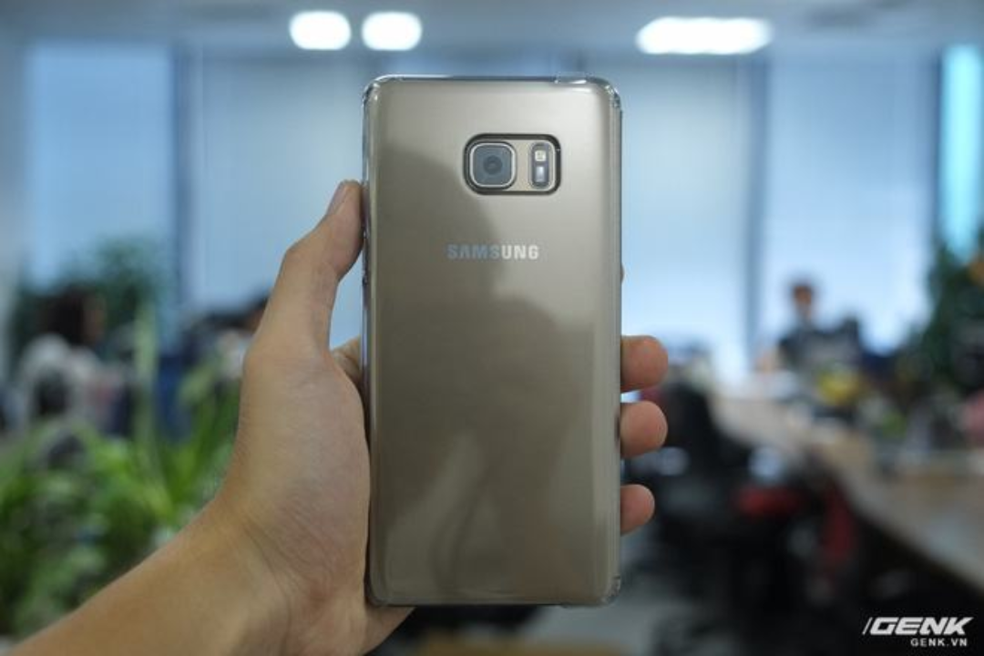Mở hộp Galaxy Note Fan Edition (Note 7 FE) tại VN Vẫn rất tốt, nhưng kém hấp dẫn với giá 16 triệu 