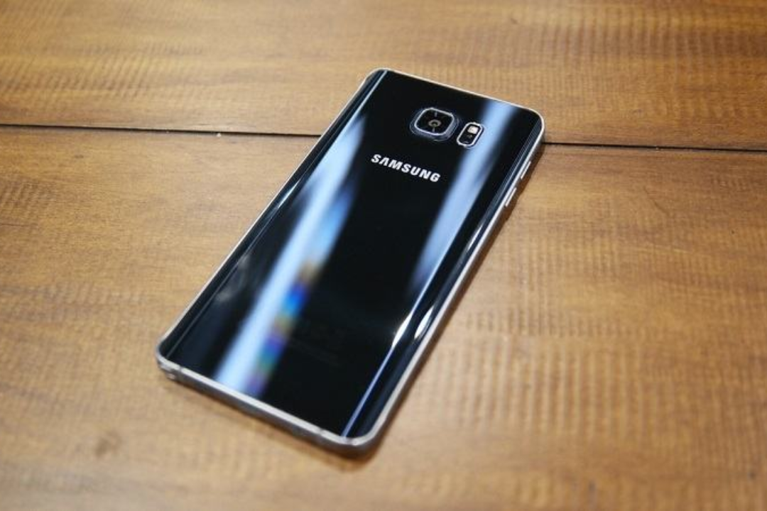 Samsung Galaxy Note 5 (SM-N920)