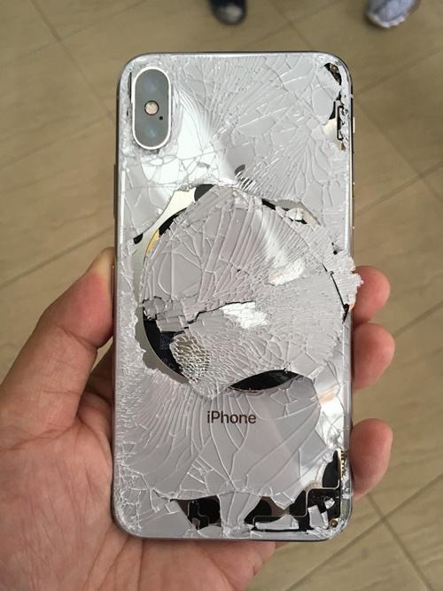 3 điều bạn có thể học được từ "teardown" iPhone X